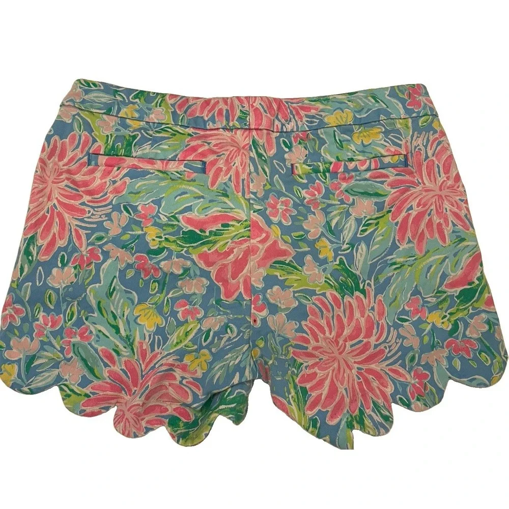 Lilly Pulitzer Buttercup Shorts 6 In Full Bloom Floral Scalloped Stretch Cotton